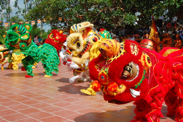 Múa Lân Trình Diễn A1