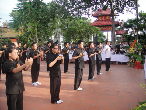 Các võ sinh trong buổi lễ...