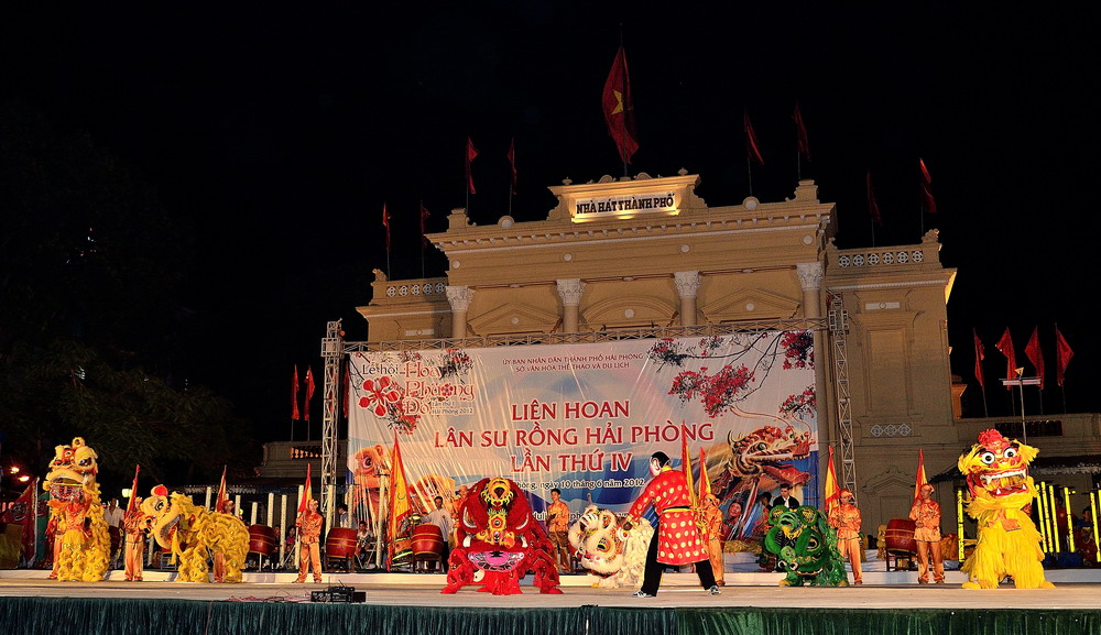 Vào trận - A18